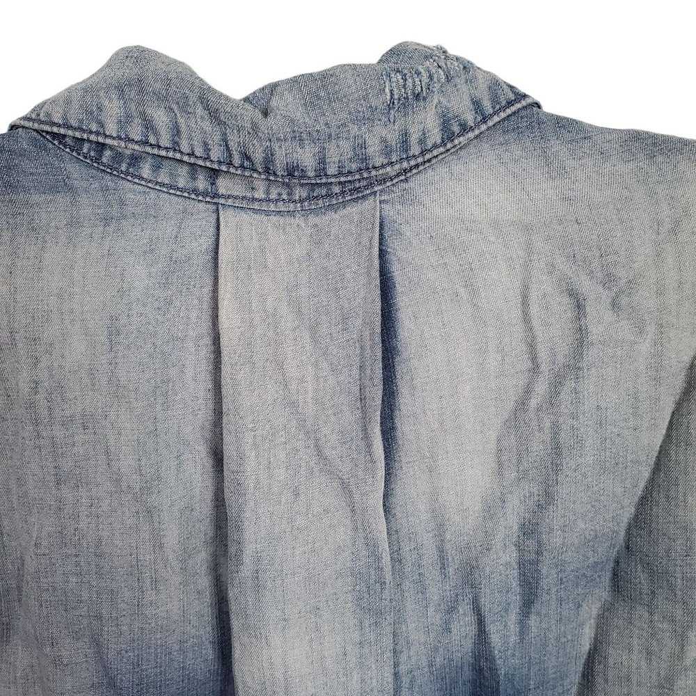 Cloth & Stone Size S Shirt Chambray Button Down Distressed Roll Tab Split Tail - Picture 9 of 12